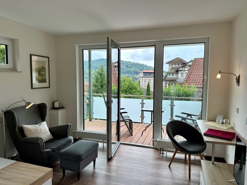 Blick auf Balkon App.1 – Vitalium Bad Lauterberg