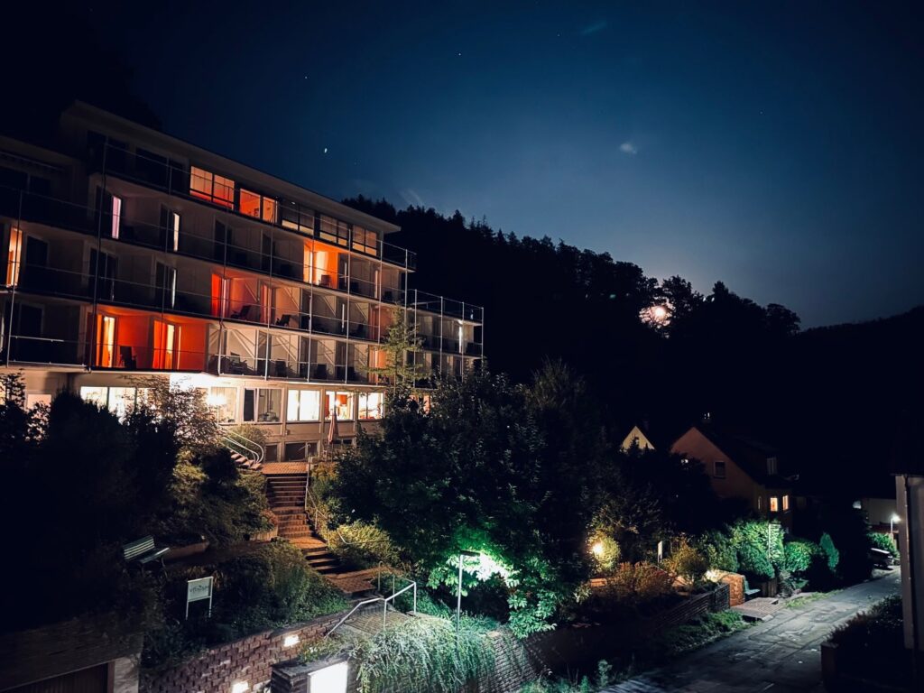 Vitalium bei Nacht in Bad Lauterberg